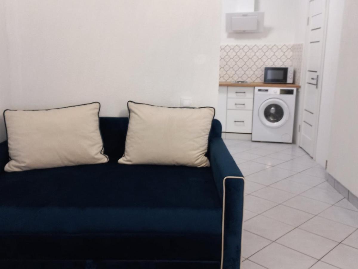 Charming Apartments In The Heart Of Lviv - Valova, Nasypna Str ภายนอก รูปภาพ