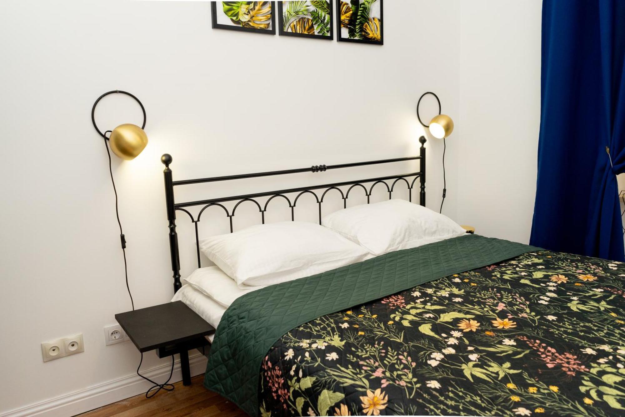 Charming Apartments In The Heart Of Lviv - Valova, Nasypna Str ภายนอก รูปภาพ