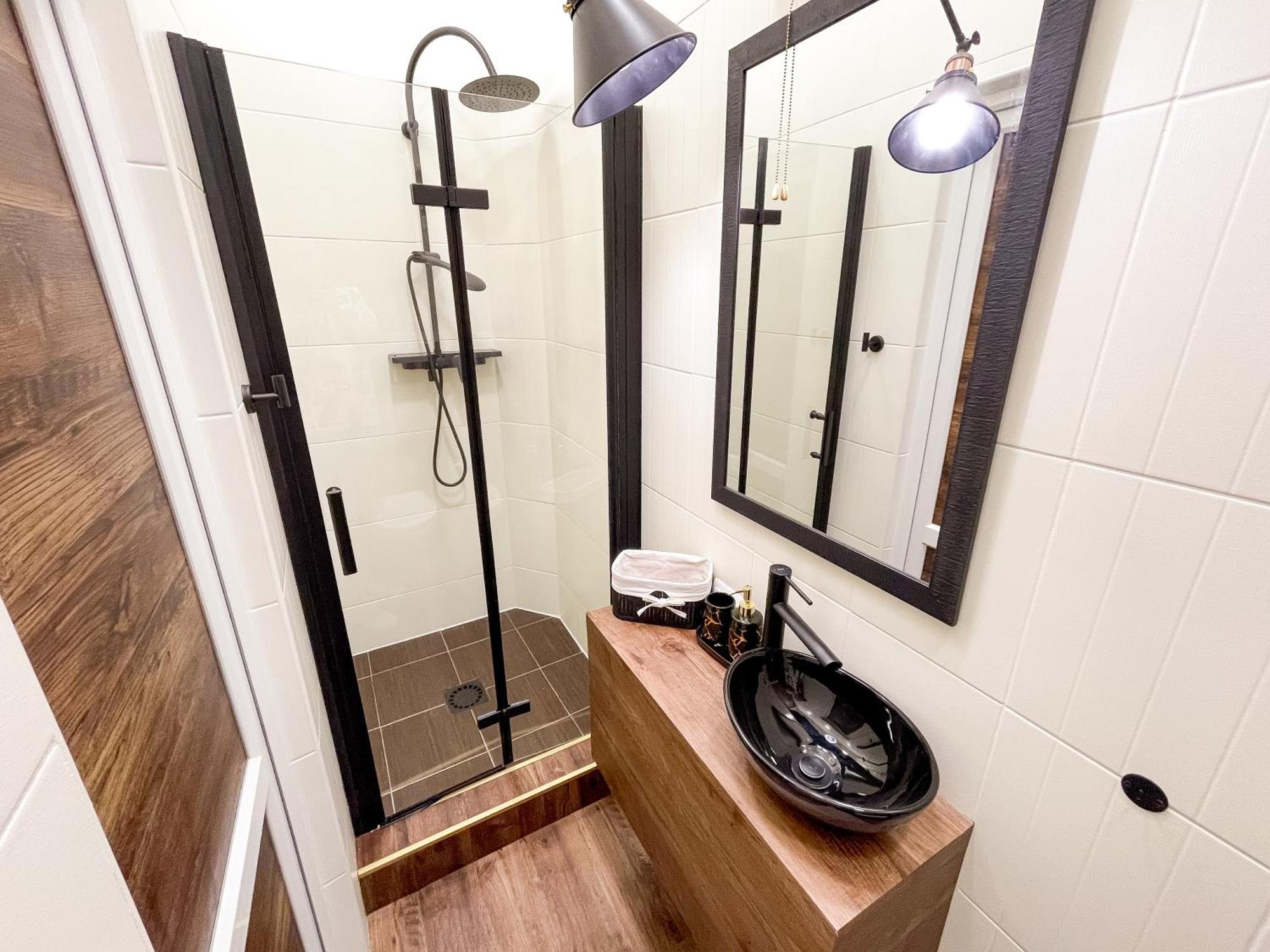 Charming Apartments In The Heart Of Lviv - Valova, Nasypna Str ภายนอก รูปภาพ