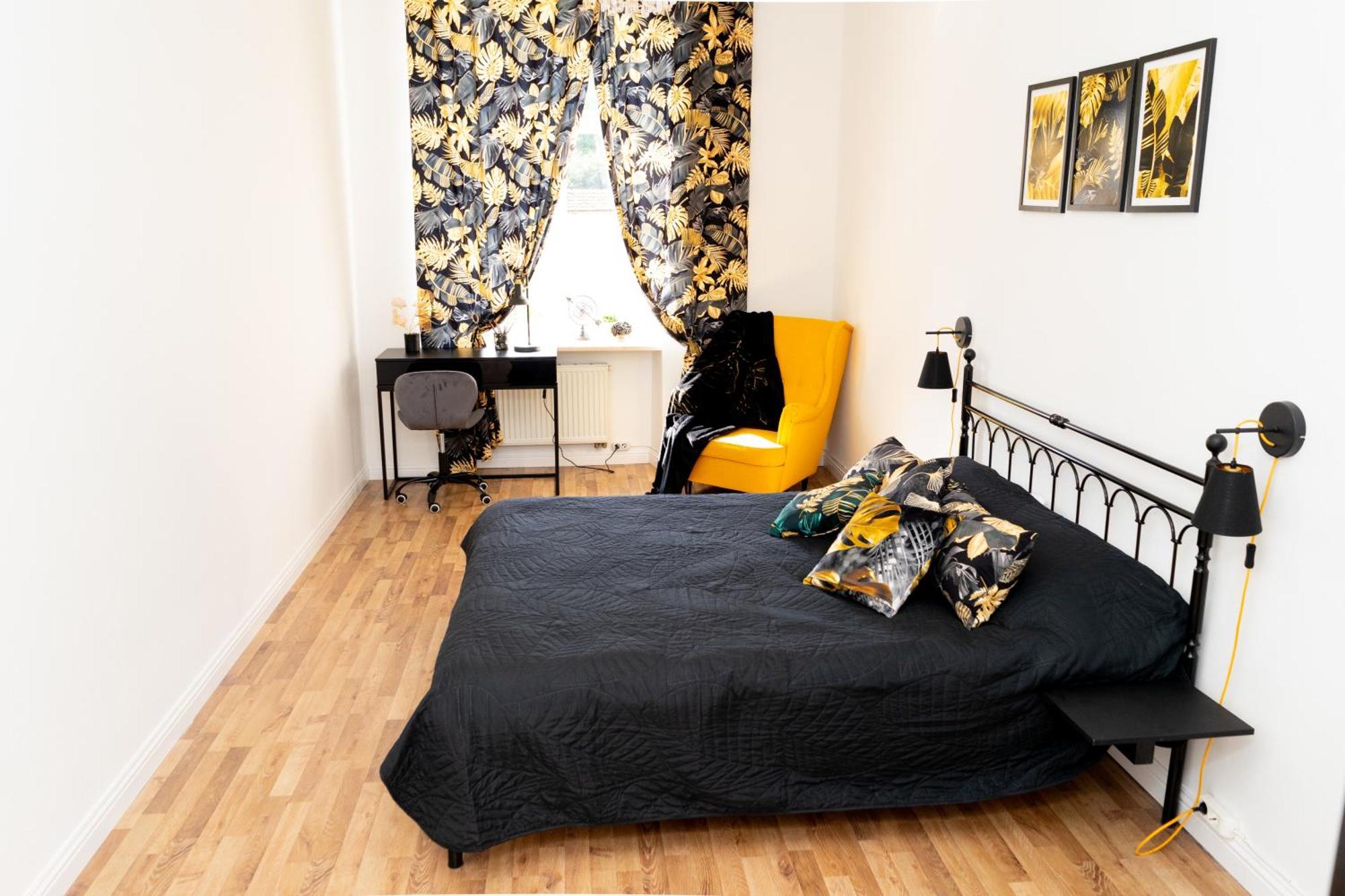 Charming Apartments In The Heart Of Lviv - Valova, Nasypna Str ภายนอก รูปภาพ